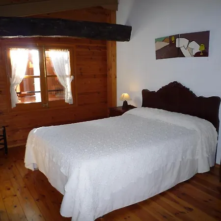 Casa rural Turismo Rural Can Pol De Dalt Bed And Bike