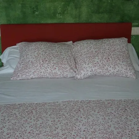 Turismo Rural Can Pol De Dalt Bed And Bike Casa rural Bescanó